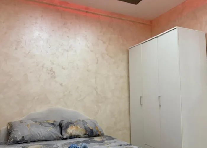 Centar Lux Obrenovac, Na Trgu, Siguran Parking アパート